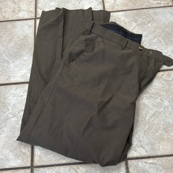 Croft & Barrow Dress Pants - Picture 1 of 7